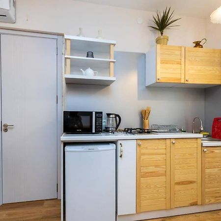 Wehost Liberty Square Apartments Tbilisi Ngoại thất bức ảnh